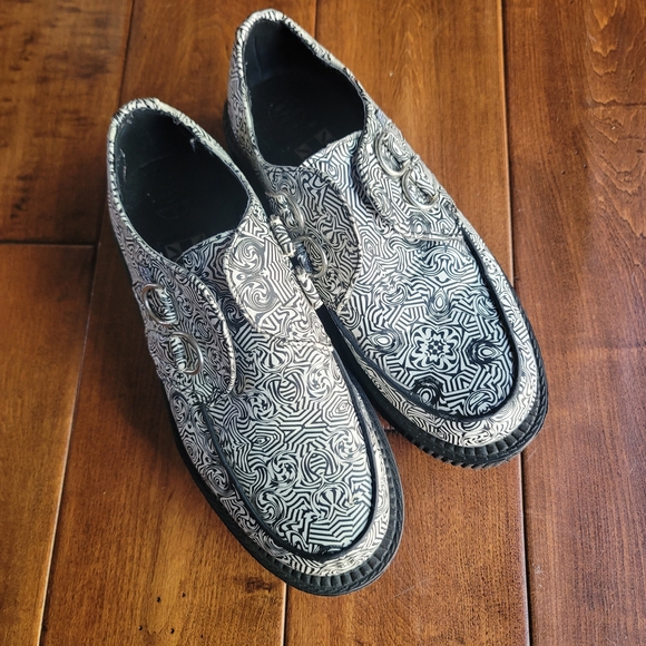 T.U.K Black And White Platform Creepers Size 7 - Picture 3 of 12
